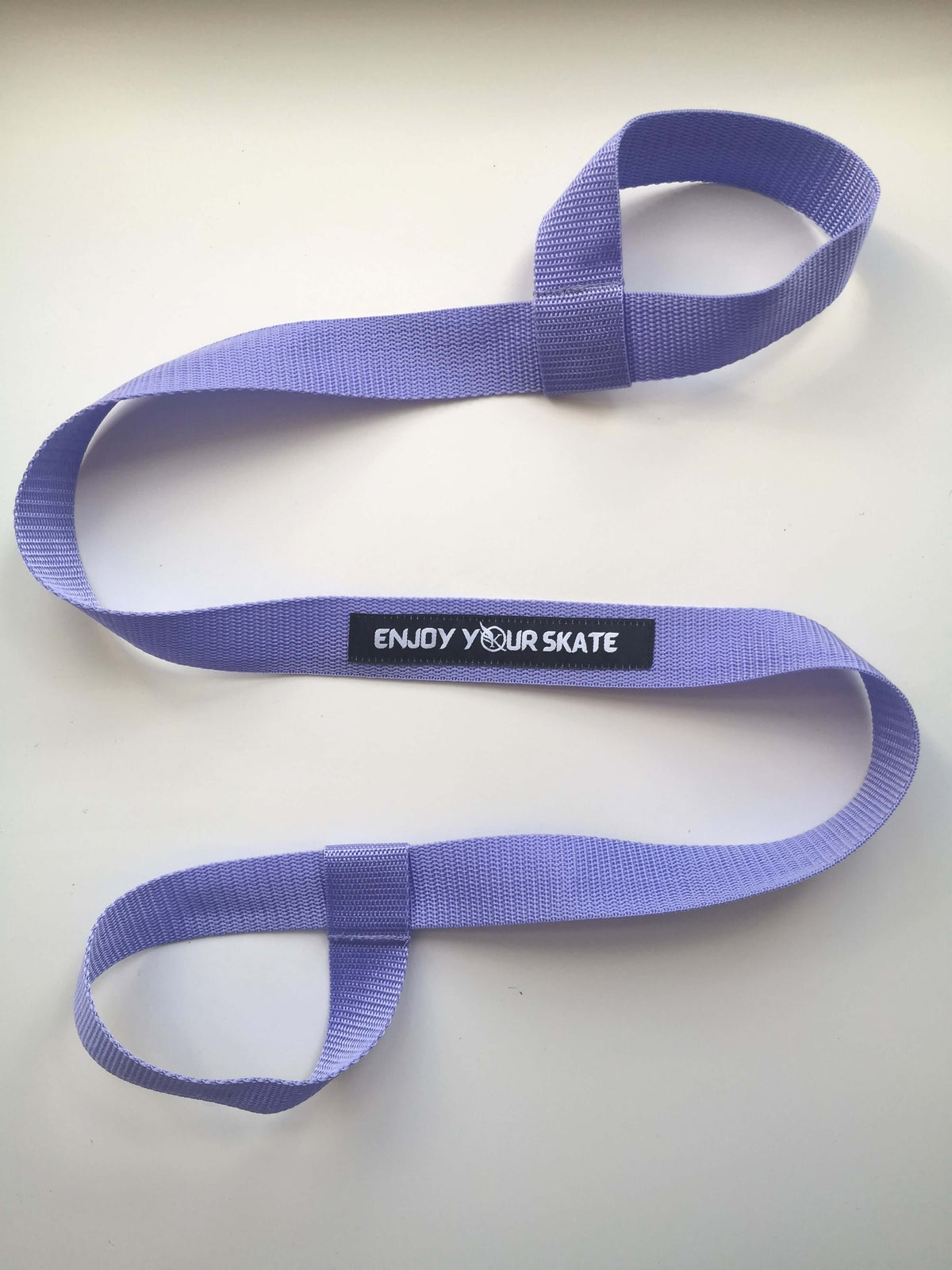 light purple roller skate leash