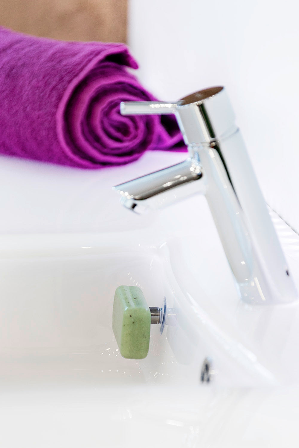 SAVONT Original Magnethalter für Seifen | Immer trocken & sauber | Seifenhalter für Dusche oder Waschbecken